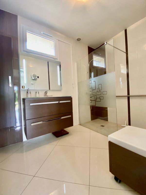 Maison - 100 m² - 3 pièces