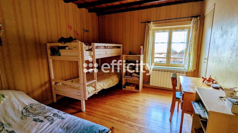 Maison - 160 m² - 7 pièces