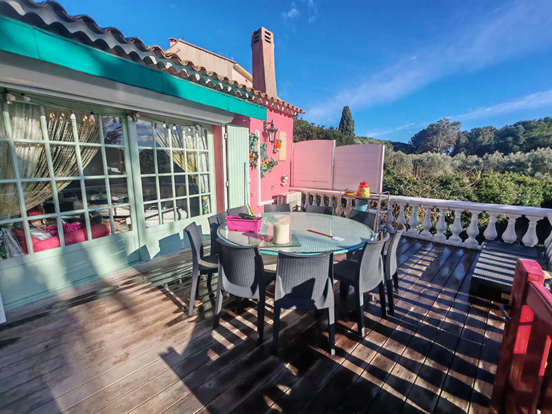 Maison - 216 m² - 6 pièces