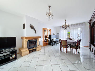 Maison - 138 m² - 6 pièces