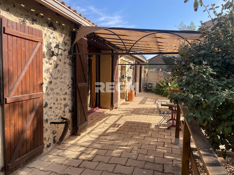 Maison - 161 m² - 6 pièces