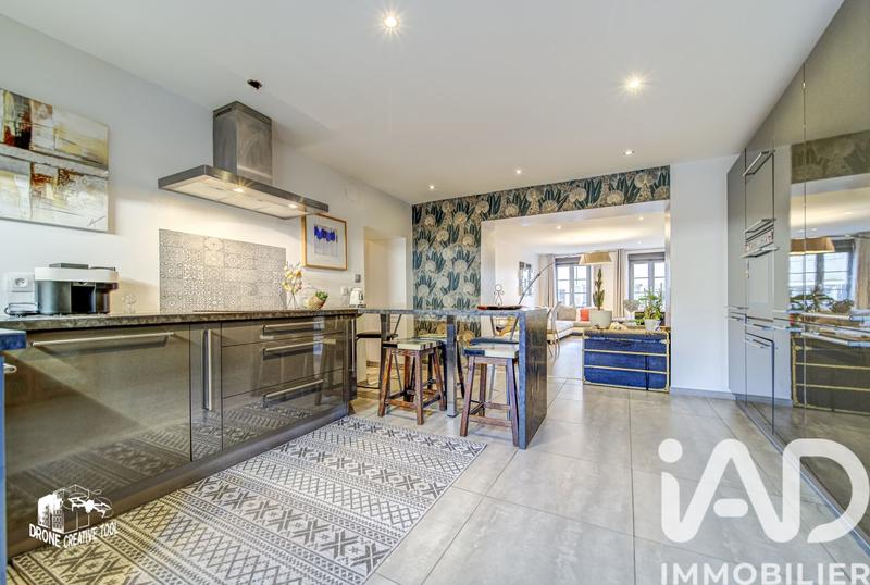 Duplex - 111 m² - 4 pièces