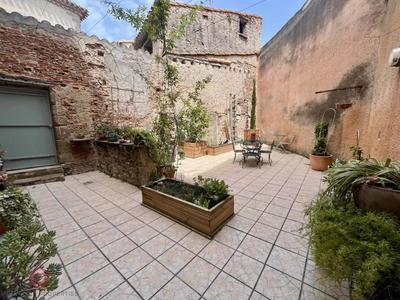 Maison de village - 237 m² - 9 pièces