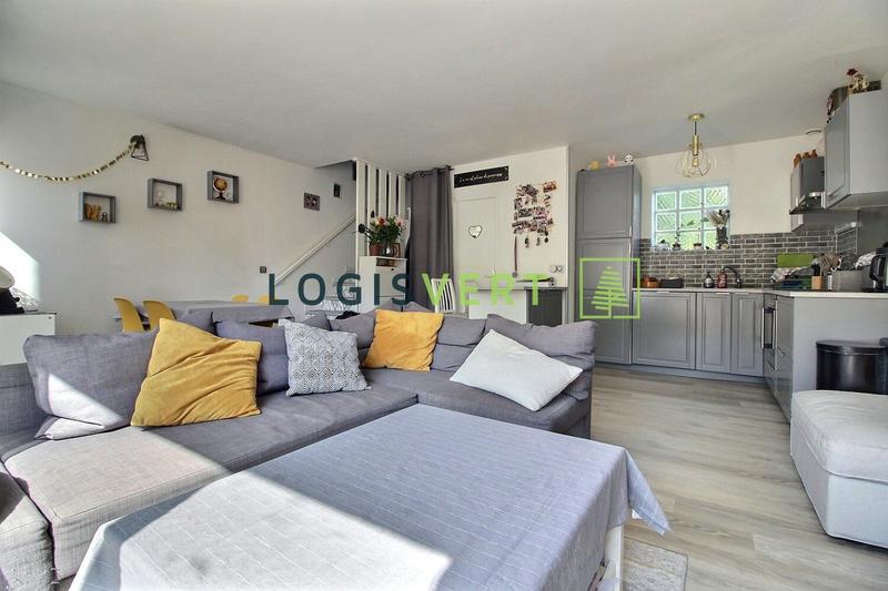 Maison - 74 m² - 5 pièces