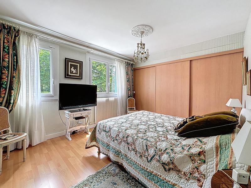 Maison - 189 m² - 7 pièces