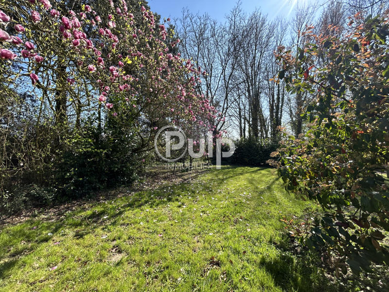 Corps de ferme - 300 m² - 10 pièces