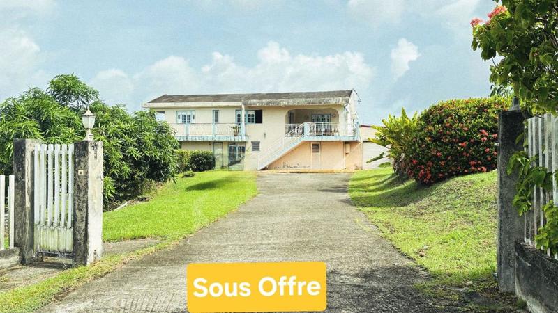 Villa - 440 m² - 8 pièces