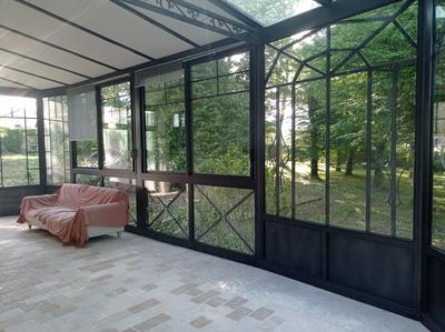 Maison - 210 m² - 10 pièces