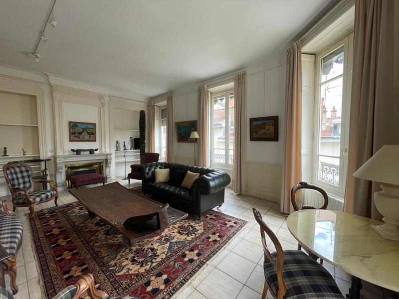 Appartement - 126 m² - 3 pièces