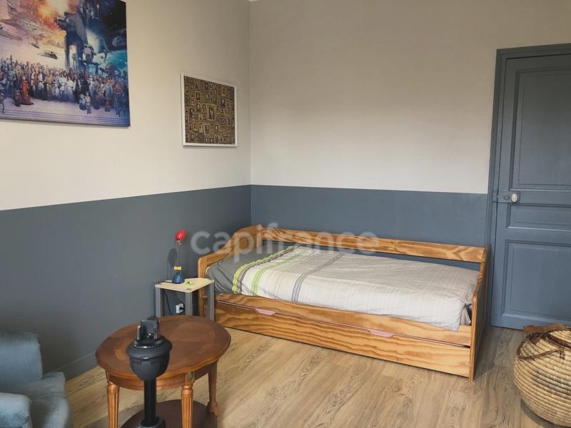 Maison bourgeoise - 161 m² - 7 pièces