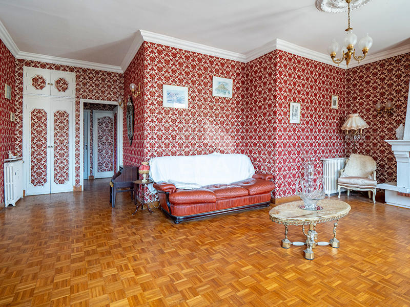 Maison - 170 m² - 8 pièces