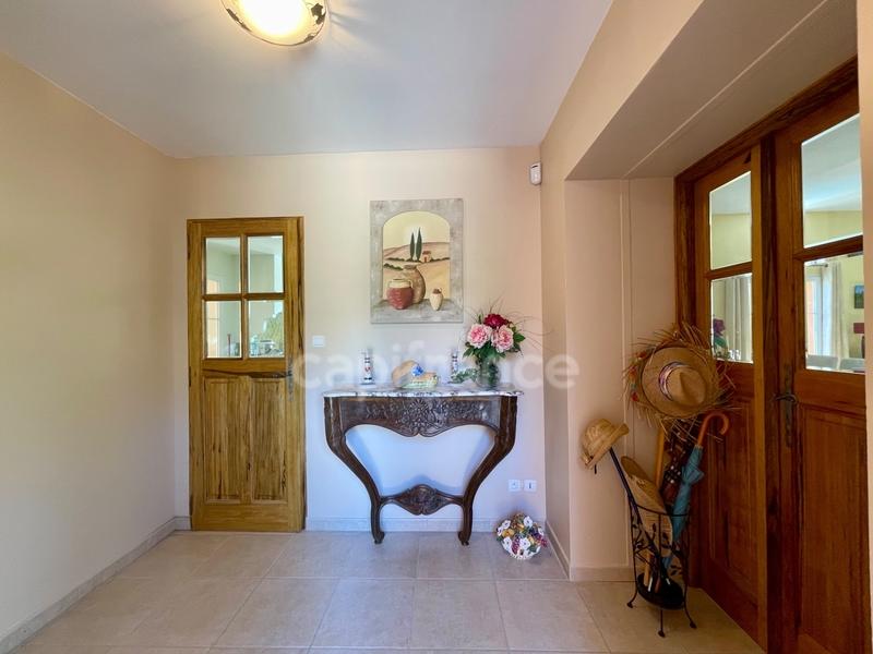 Maison - 198 m² - 7 pièces