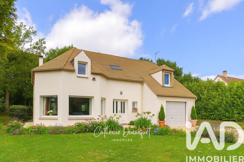 Maison - 203 m² - 8 pièces