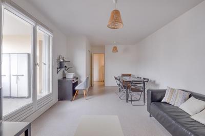 Appartement - 79 m² - 4 pièces