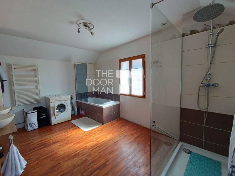 Maison - 124 m² - 7 pièces