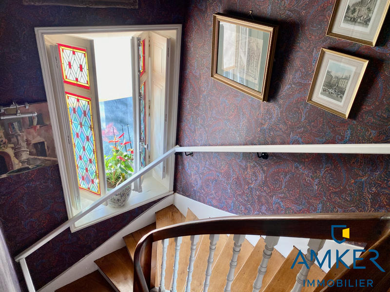 Maison ancienne - 210 m² - 6 pièces