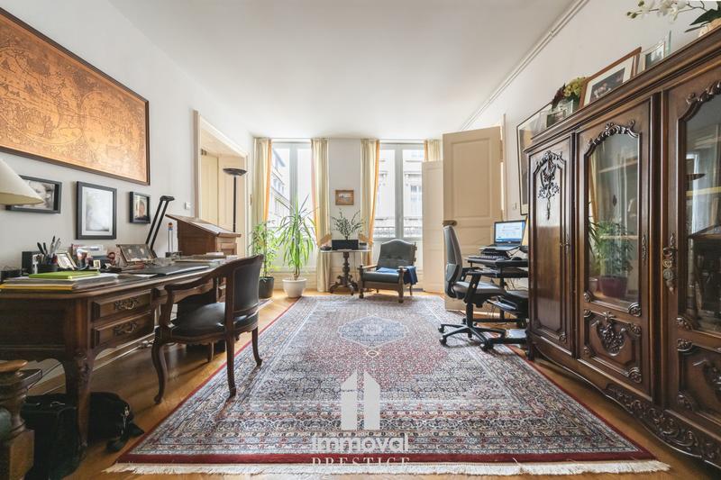 Appartement - 238 m² - 6 pièces