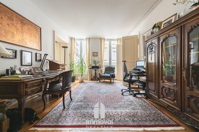 Appartement - 238 m² - 6 pièces