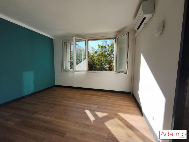 Appartement - 116 m² - 6 pièces