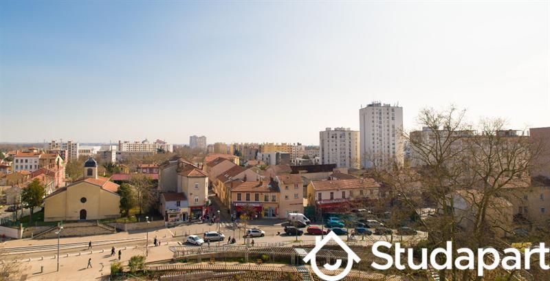 Chambre - 9 m² - 1 pièce