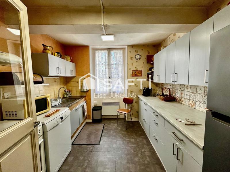 Maison - 140 m² - 7 pièces