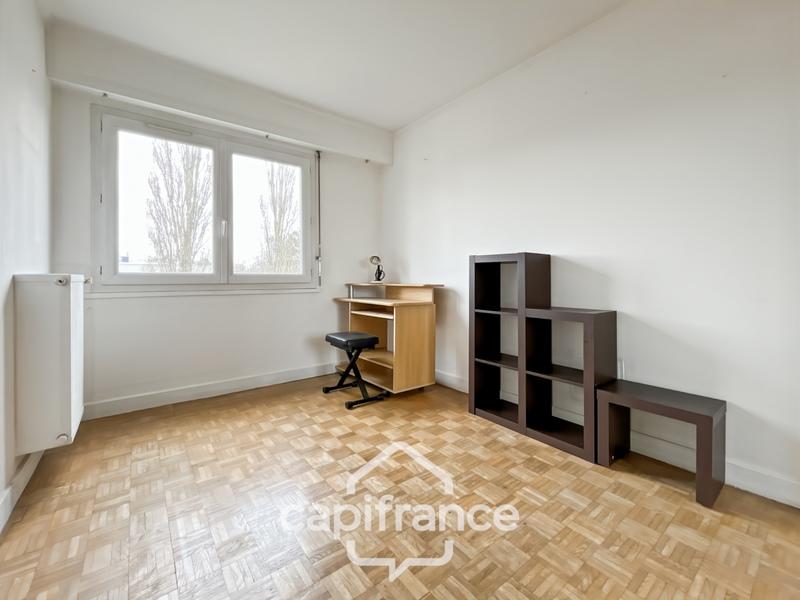 Appartement - 85 m² - 5 pièces
