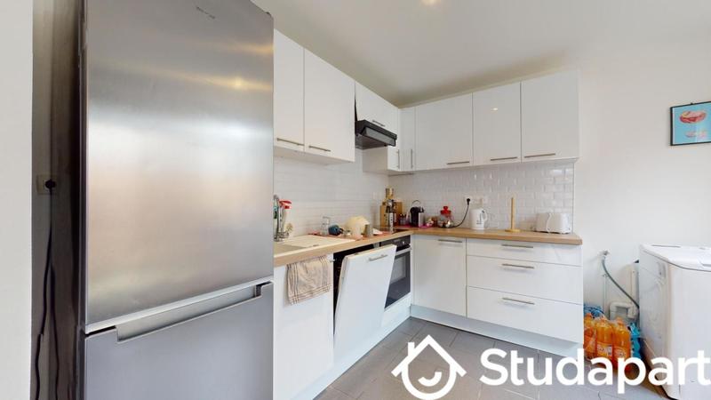 Chambre - 11 m² - 1 pièce