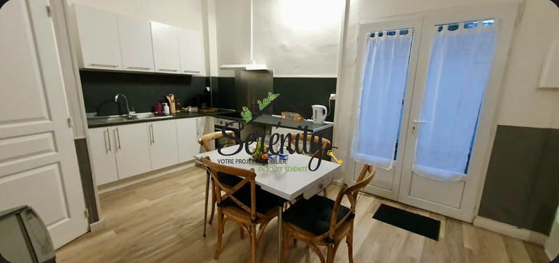 Maison - 90 m² - 6 pièces