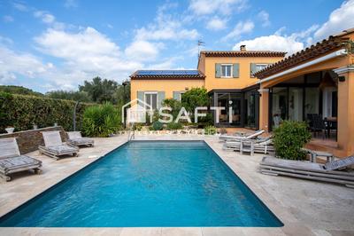 Villa - 200 m² - 6 pièces