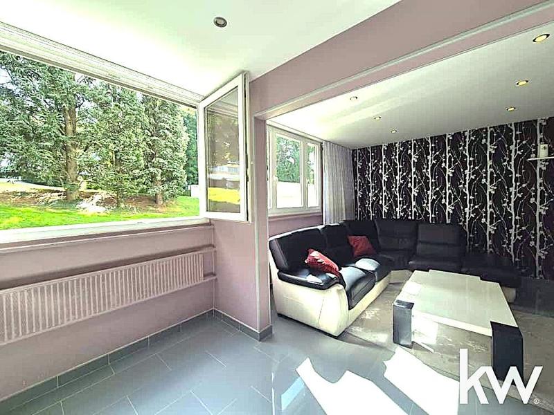 Appartement - 90 m² - 5 pièces