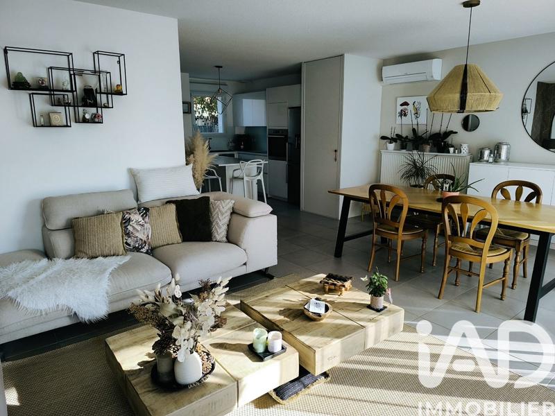 Maison - 90 m² - 4 pièces