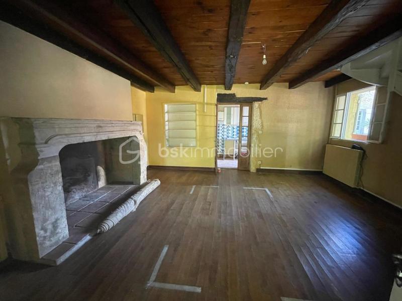 Propriété - 280 m² - 12 pièces