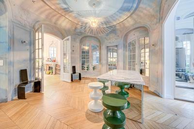 Appartement - 186 m² - 6 pièces