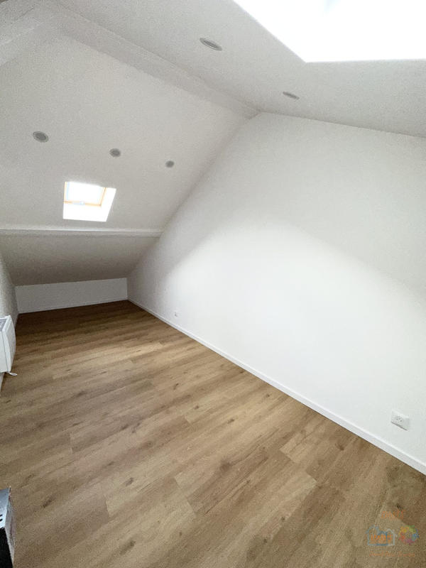 Appartement - 80 m² - 3 pièces