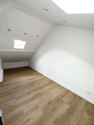 Appartement - 80 m² - 3 pièces