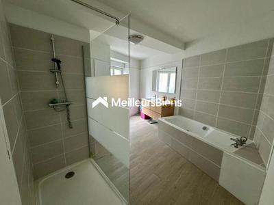 Maison de bourg - 96 m² - 5 pièces