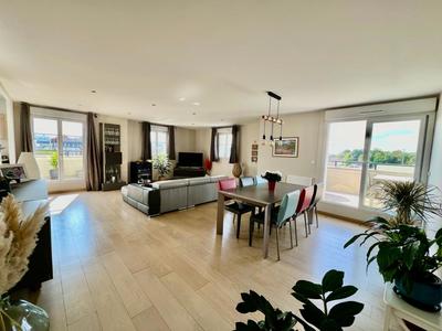 Appartement - 138 m² - 5 pièces