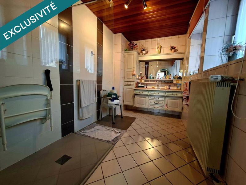 Maison - 200 m² - 7 pièces