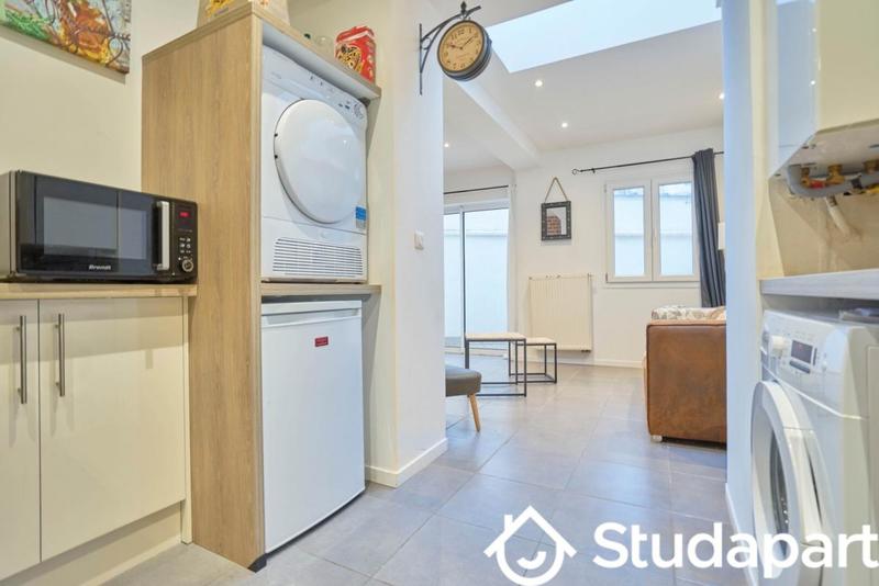 Chambre - 12 m² - 1 pièce