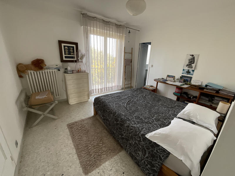 Villa - 300 m² - 11 pièces