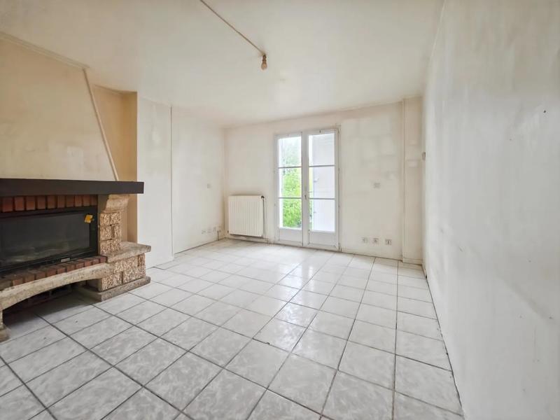 Appartement - 97 m² - 13 pièces