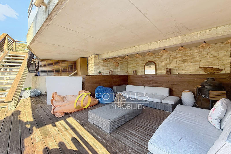 Appartement - 90 m² - 3 pièces