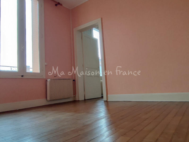 Maison - 85 m² - 5 pièces