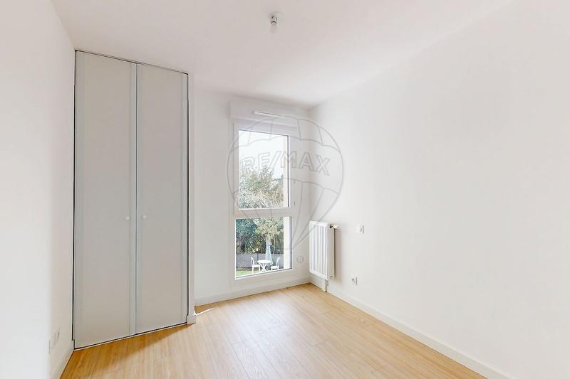 Appartement - 80 m² - 4 pièces