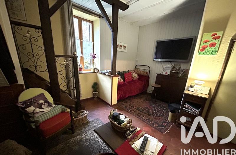 Maison - 255 m² - 16 pièces