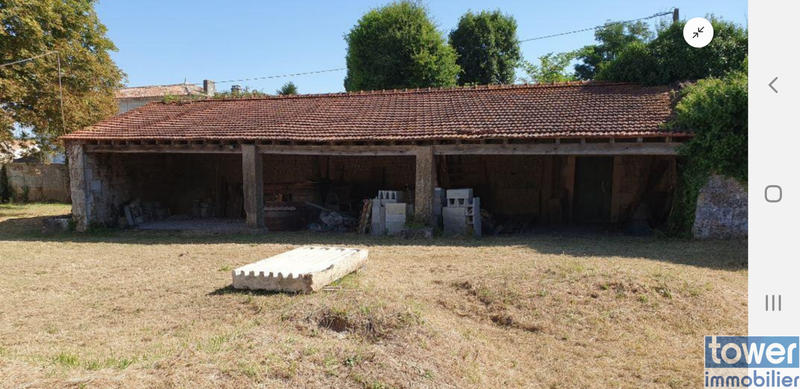 Propriété - 600 m² - 1 pièce