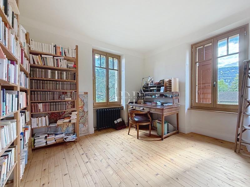 Maison bourgeoise - 227 m² - 7 pièces