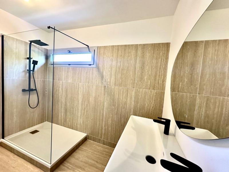 Appartement - 80 m² - 3 pièces