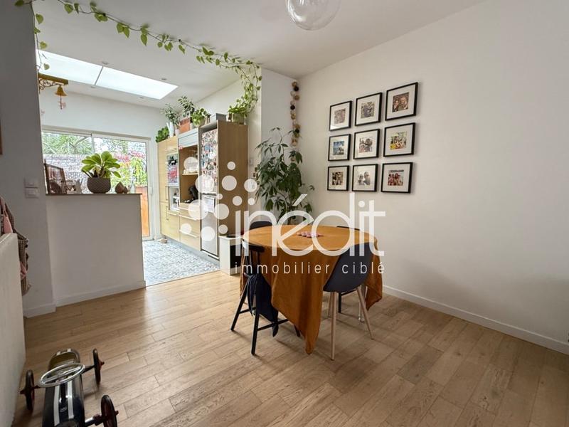 Maison - 90 m² - 4 pièces