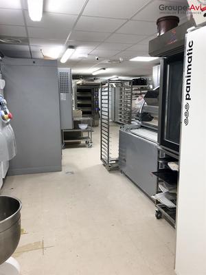 Local commercial - 153 m²